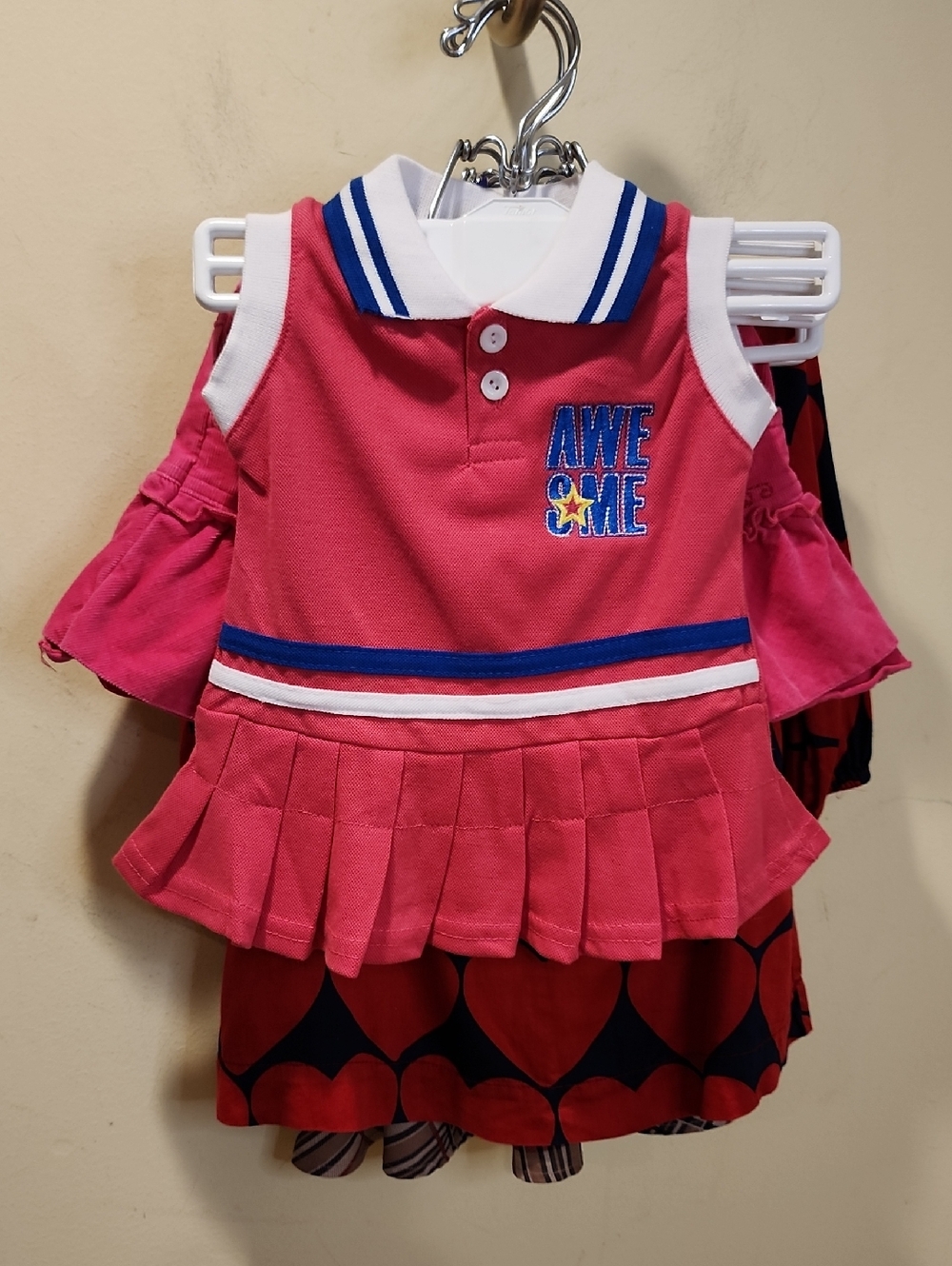 Bundle Of 4 Girls  Clothing Pieces Sz 18-24M